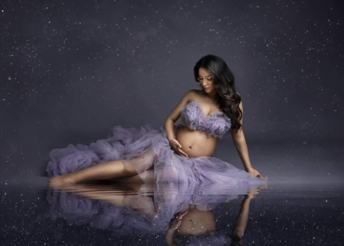 Maternity photography in Zurich dresses